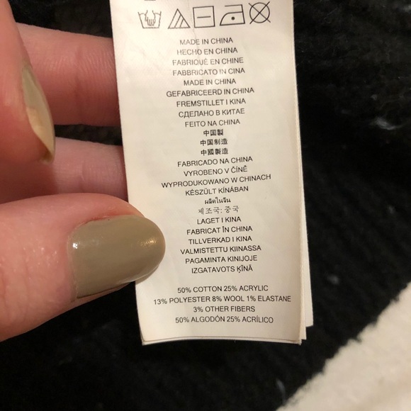 Michael Kors Medium Sweater - Picture 4 of 4